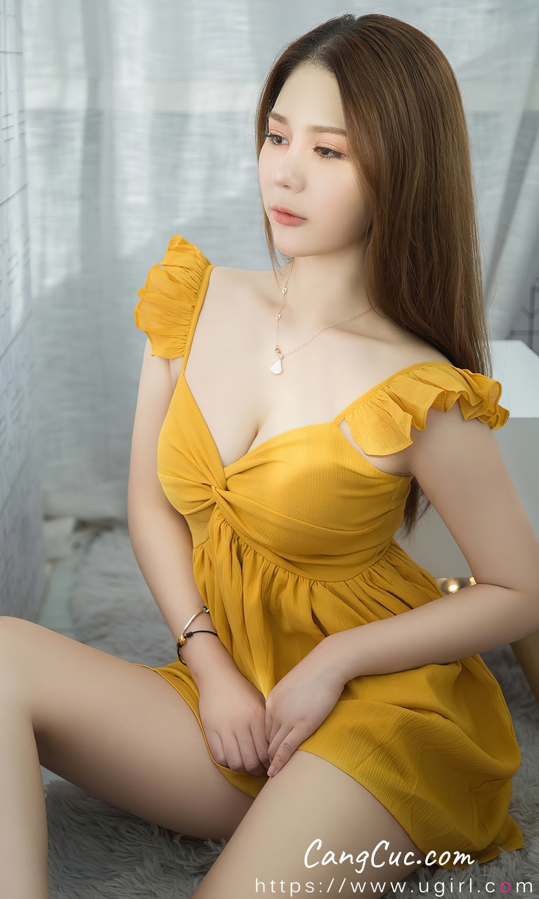 [Ugirls爱尤物] No.2733 如歌 – 夜间萤火